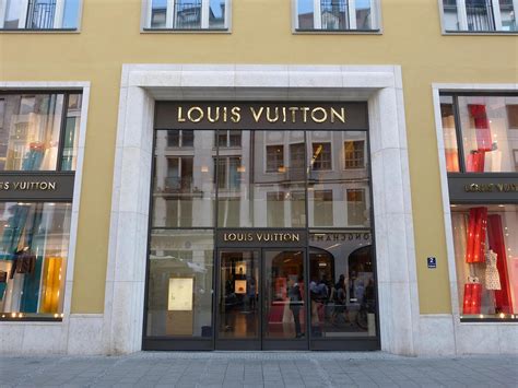 louis vuitton munichen germany.